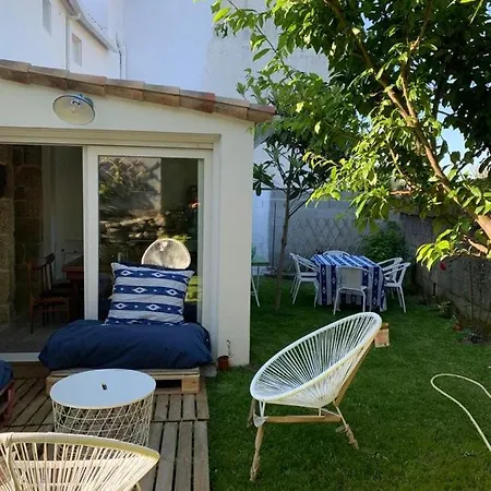 Exclusiva Casa En Canido Con Jardin Nyaraló *