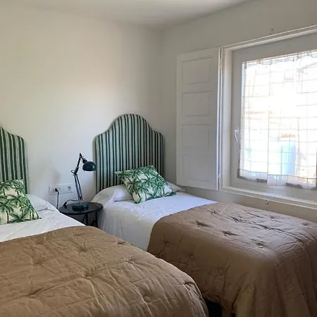Exclusiva Casa En Canido Con Jardin Nyaraló Vigo